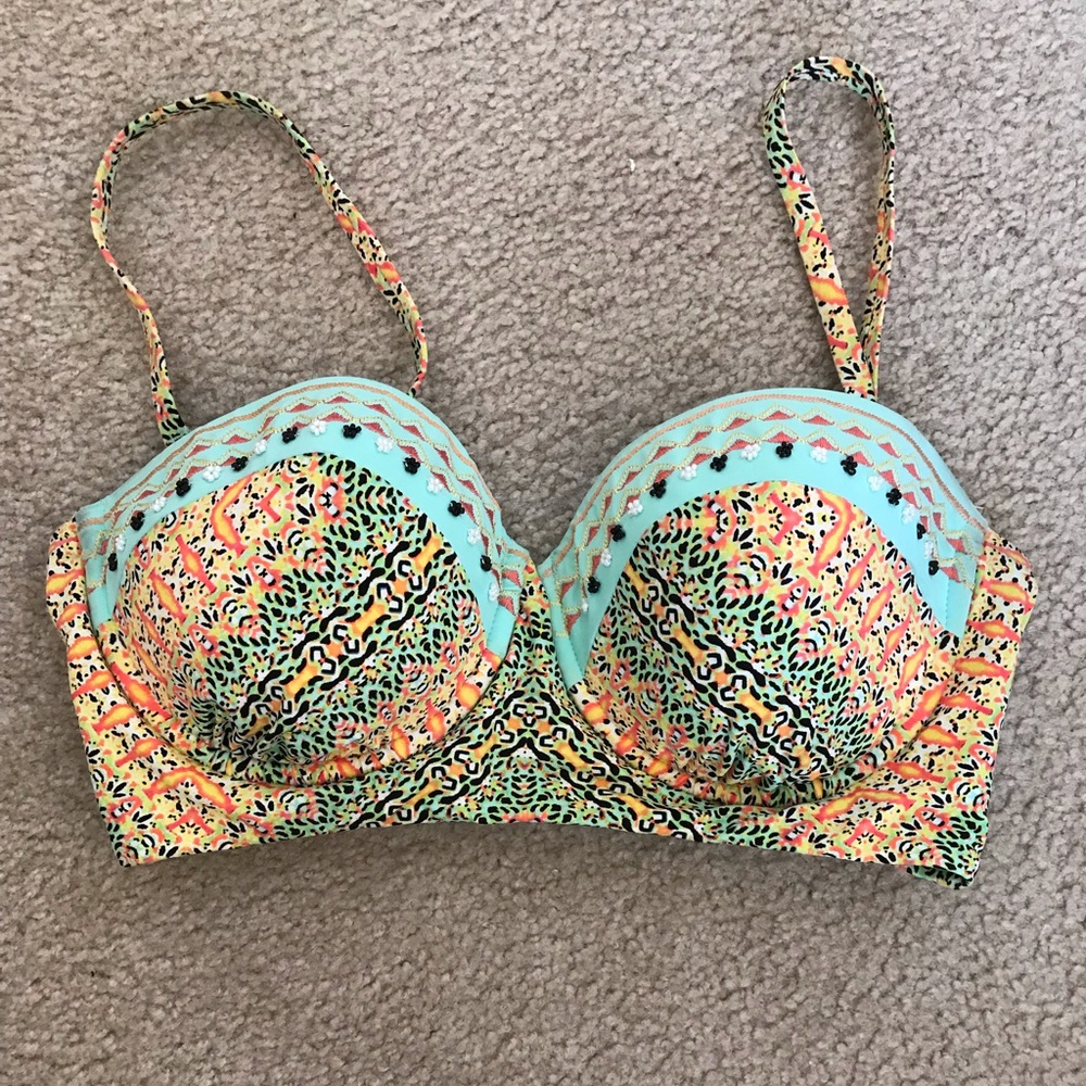 Bikini top